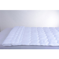 Winter-Bettdecke aus 100% Polyester
